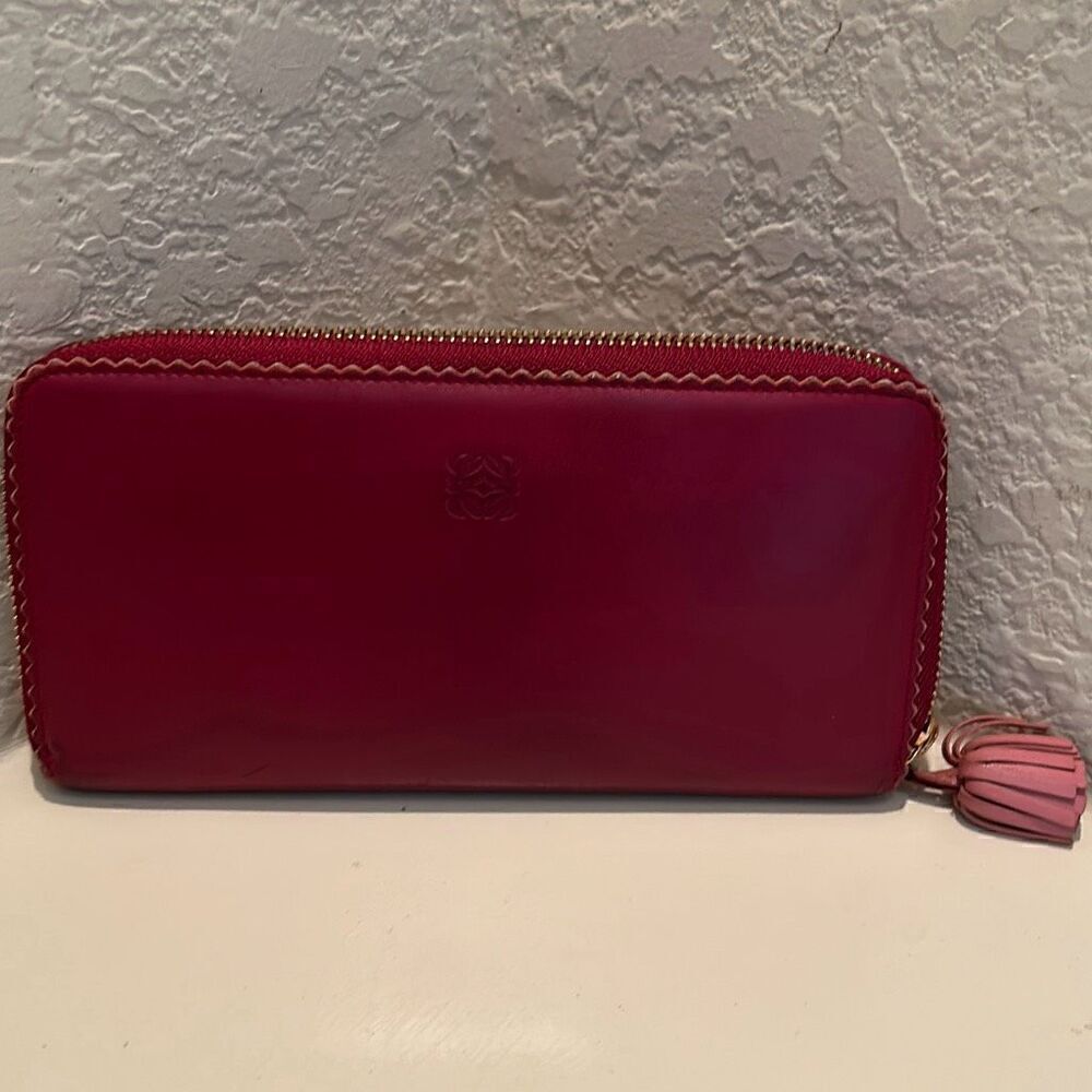 Loewe Zip Around Continentl Wallet Berry Red Leather Knot Tassle Charm